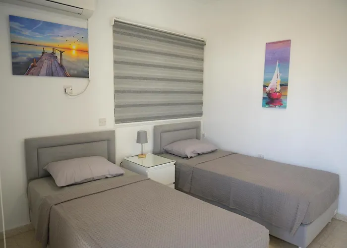 בית נופש Cavo Greco Oasis *