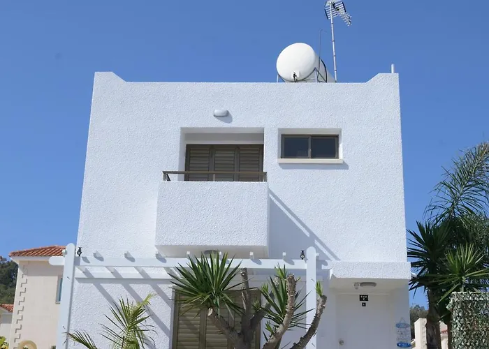 בית נופש Cavo Greco Oasis פרוטאראס